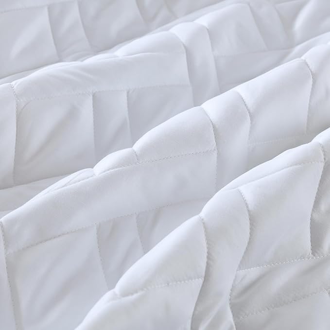HORIMOTE HOME Quilt Set Queen Size White, Classic Geometric Diamond Stitched - Image 3