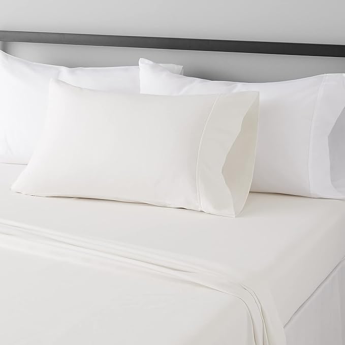 Amazon Basics Lightweight Breathable Wrinkle-Free Brushed Microfiber 3 Piece by AmazonBasics
