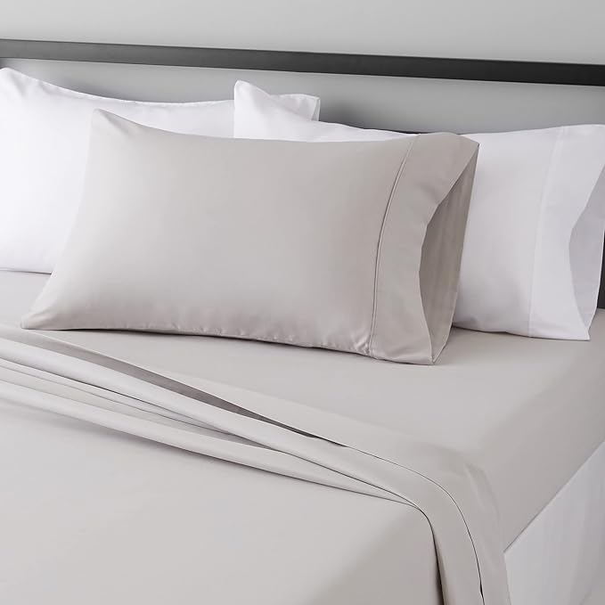 Amazon Basics Lightweight Super Soft Easy Care Wrinkle-Free Breathable Brushed by AmazonBasics