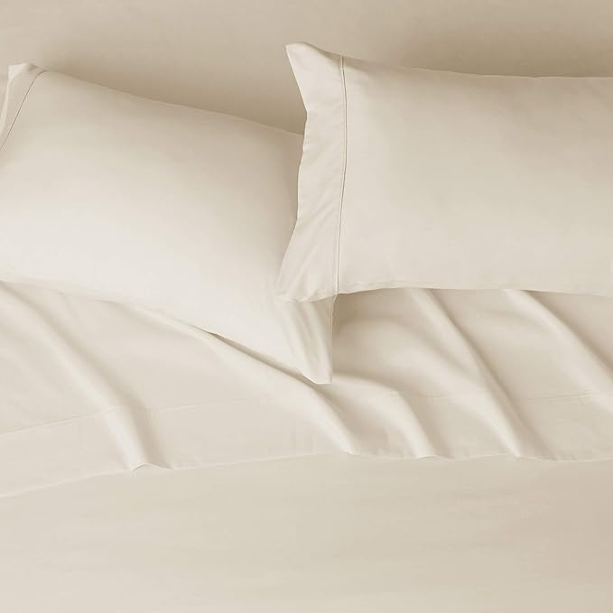 Amazon Basics Lightweight Super Soft Breathable Brushed Microfiber 4 Piece Bed - Image 3