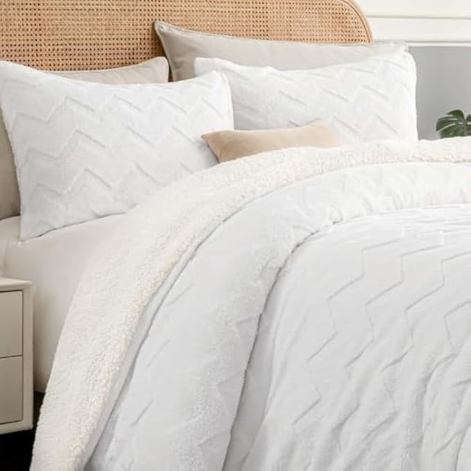 BEDELITE Fluffy Full Size Comforter Set by BEDELITE