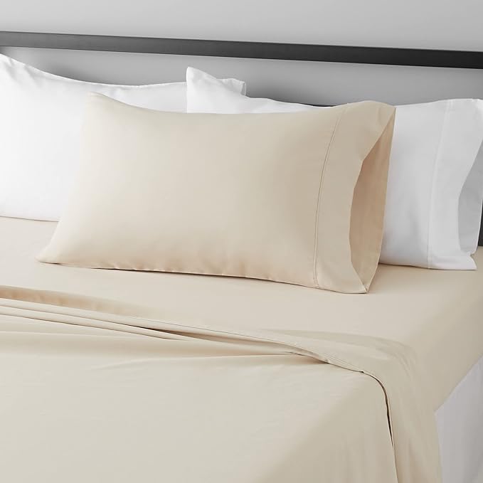 Amazon Basics Lightweight Super Soft Easy Care Comfortable Breathable Brushed by AmazonBasics
