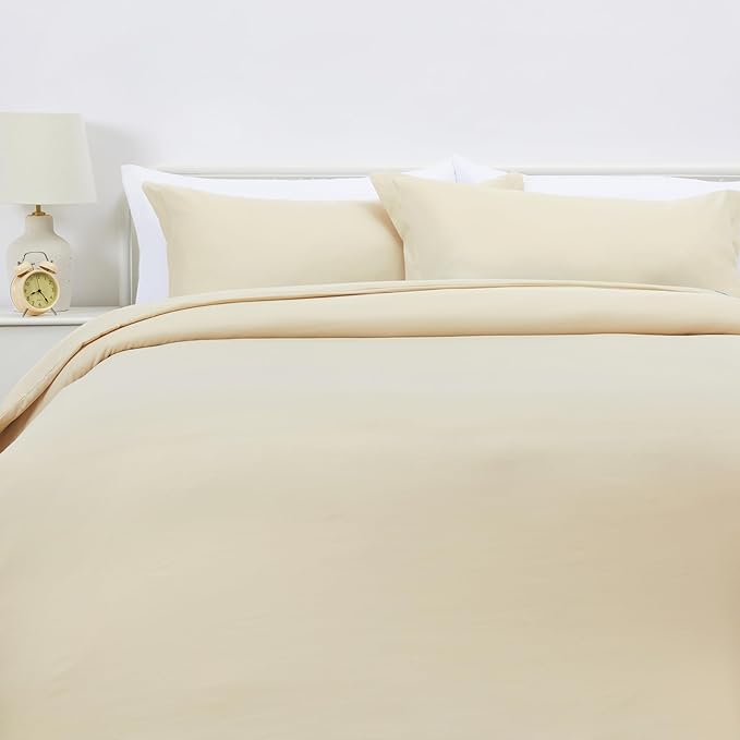 Amazon Basics Lightweight Microfiber 3-Piece Duvet Cover Set by AmazonBasics