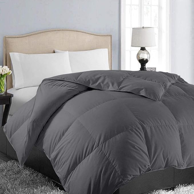 EASELAND Full Size Down Alternative Comforter by EASELAND