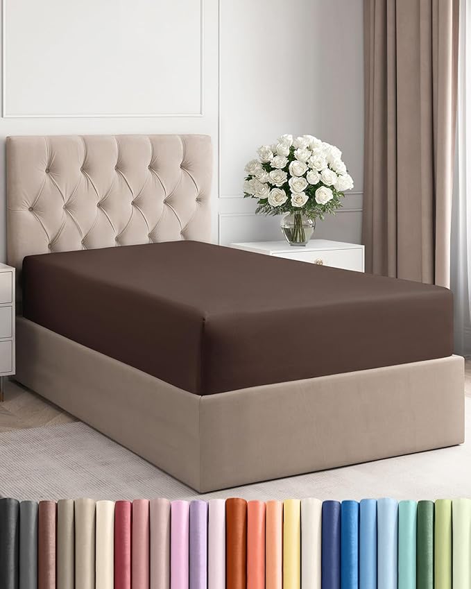 Twin XL Fitted Bed Sheet by CGKUnlimited