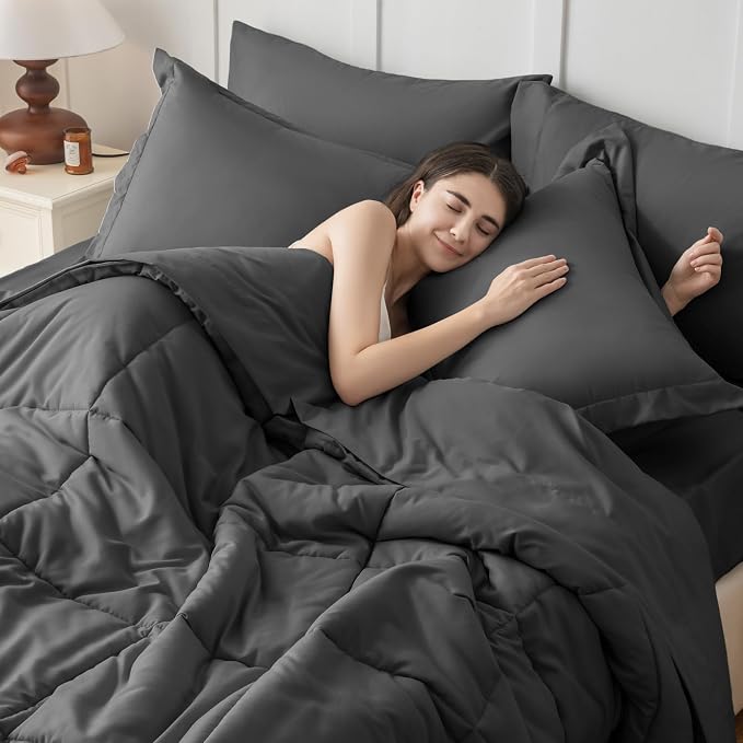 JOLLYVOGUE Oversized Queen Comforter Set, Ultra-Soft Bed in a Bag Oversized - Image 7