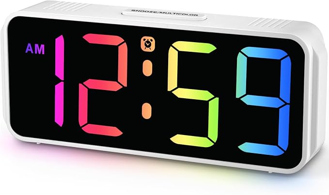 Peakeep Small Digital Alarm Clock Plug in by PEAKEEP