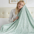 OIGAE Cooling Blanket for Hot Sleepers by OIGAE
