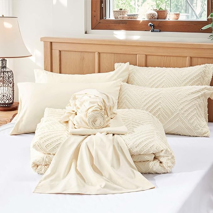 Zzlpp King Comforter Set 7 Pieces, Cream Tufted Bed in a Bag - Image 7