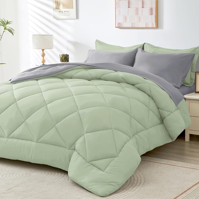 HEVUMYI King Comforter Set by HEVUMYI