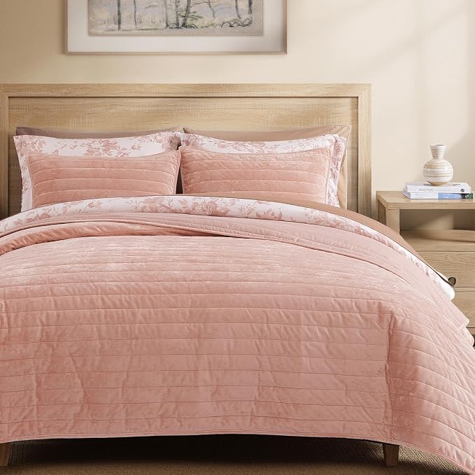 WRENSONGE Velvet King Size Quilt Set-3 Pieces Clay Pink Luxurious Velvet by WRENSONGE