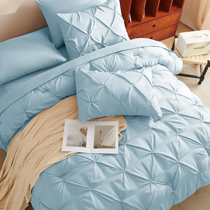 HIMEET Pintuck Bed in a Bag, 7 Pieces Full Size Comforter Set Light Blue - Image 4