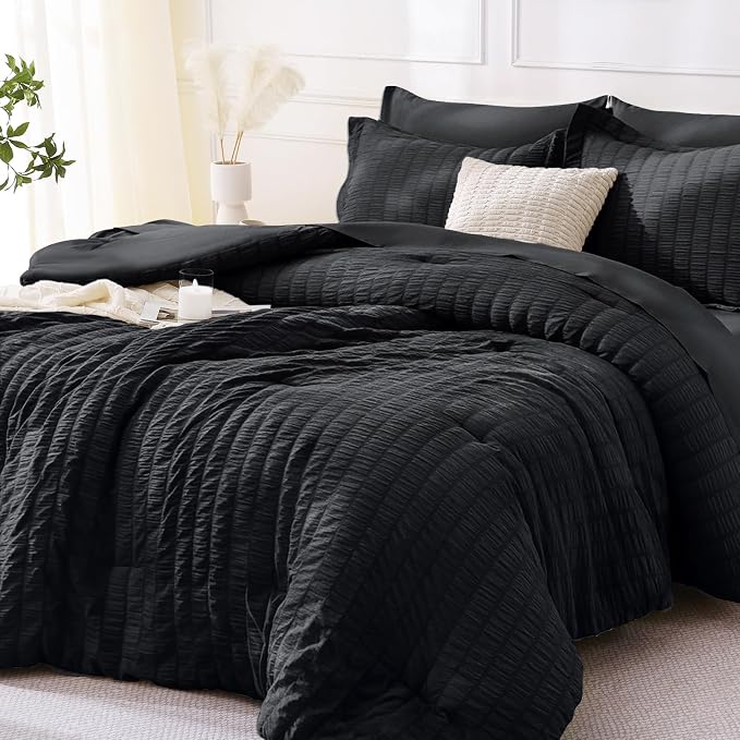 MUXHOMO 7 Pieces Queen Comforter Set, Seersucker Bed in a Bag Queen Size by MUXHOMO