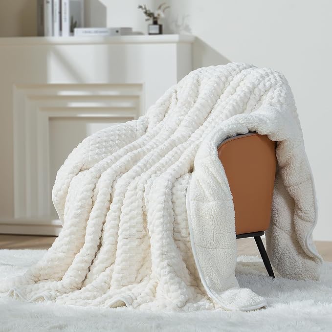 Mr. Sandman Weighted Blankets for Adults Queen Size 20lbs, Warm Sherpa Fleece by MrSandman