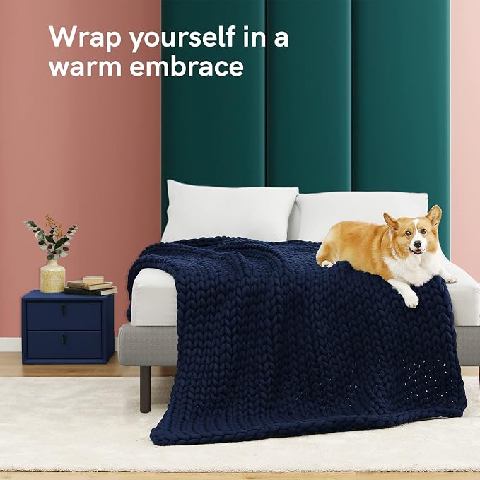 YnM Knitted Weighted Blanket, Hand Made Chunky Knit Weighted Throw Blanket - Image 3
