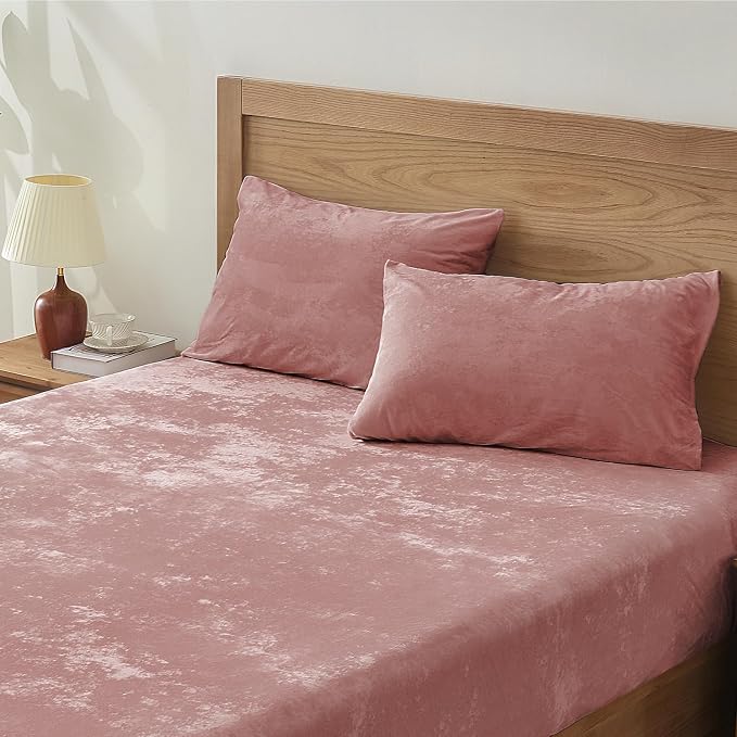 BEDELITE Velvet Fitted Sheet and Pillowcases Set, Luxury Soft Fuzzy Bottom Sheet by BEDELITE