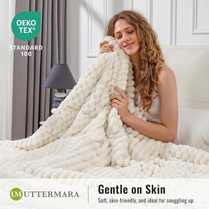 Uttermara Fleece Weighted Blanket - Image 4