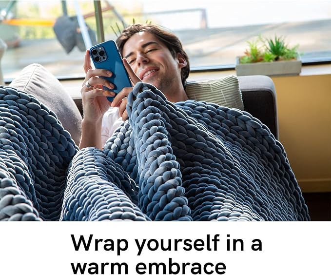 YnM Velvet Weighted Blanket, Handmade Chunky Knitted Design, Soft and Cozy - Image 3