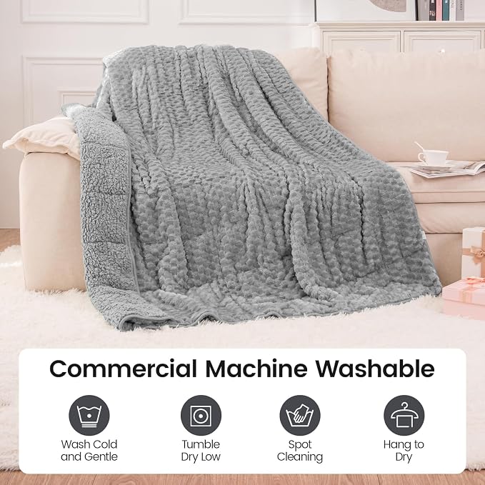 Super Fuzzy Soft Fleece Sherpa Weighted Blanket 15 lbs - Image 6
