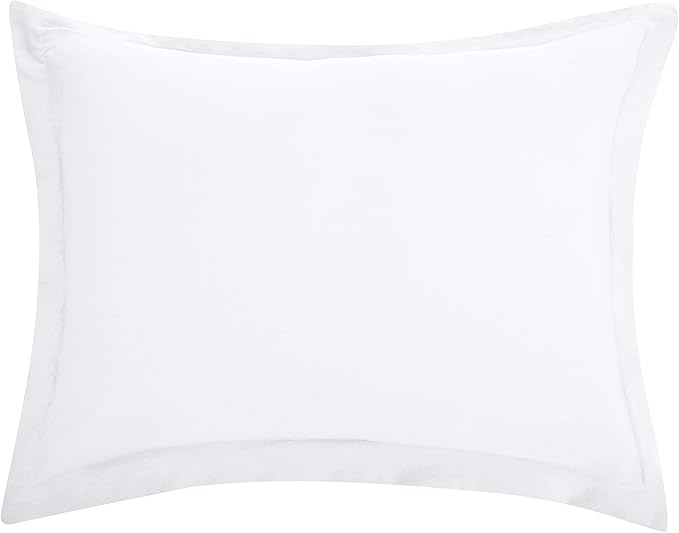 Amazon Basics Lightweight Wrinkle-Resistant Microfiber 3 Piece Duvet Cover Set - Image 3