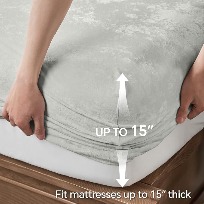 BEDELITE Velvet Fitted Sheet and Pillowcase Set, Luxury Soft Fuzzy Bottom Sheet - Image 5