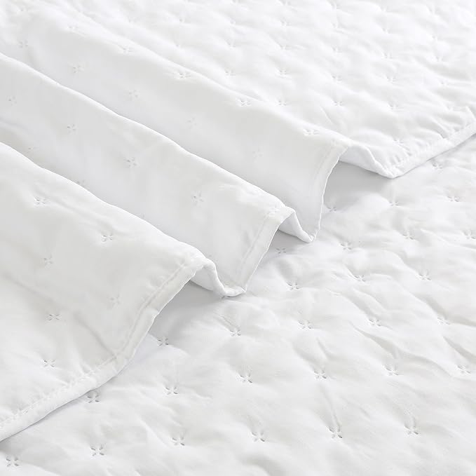 ROARINGWILD White Twin Size Quilt Bedding Sets - Image 6