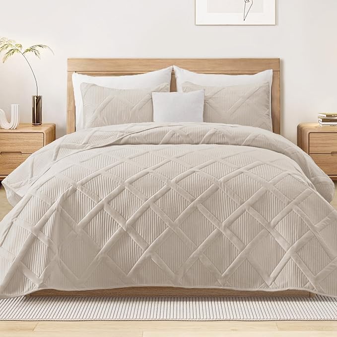 Exclusivo Mezcla Oversized King Quilt Set- Brich Beige Cal King Quilts Bedding by ExclusivoMezcla