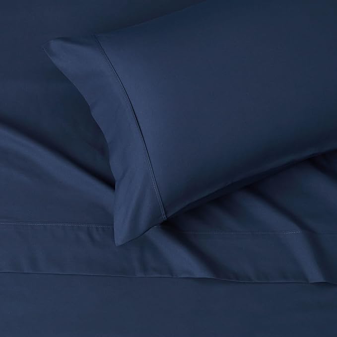 Amazon Basics Lightweight Super Soft Easy Care Wrinkle Free Microfiber 3 Piece - Image 3
