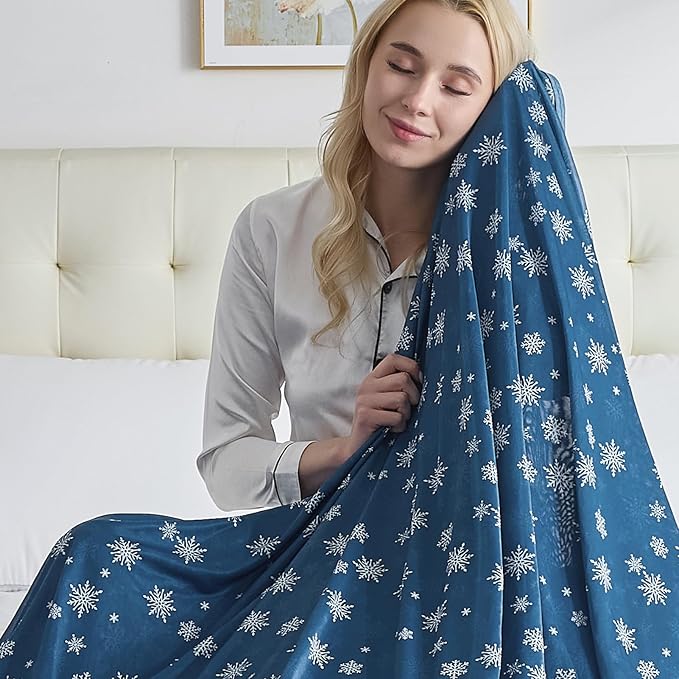 OIGAE Cooling Blanket for Hot Sleepers by OIGAE