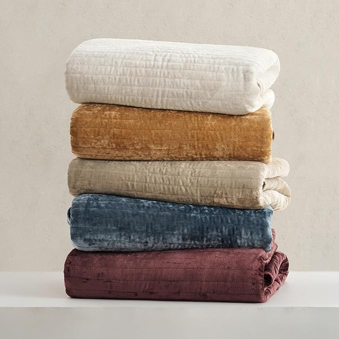EVERGRACE Velvet Quilt Set California King 118'' x 106'', Luxurious Soft - Image 6