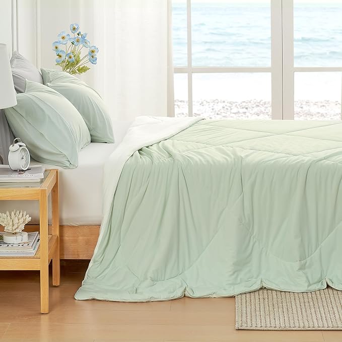 Cozy Bliss Cooling Comforter Queen Size, Cooling Blankets - Image 4