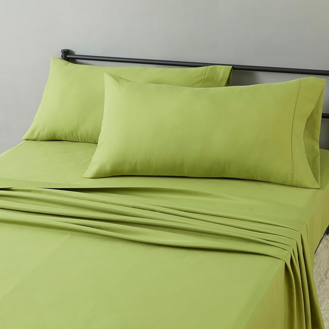 Amazon Basics Lightweight Microfiber 4-Piece Bed Sheet Set, Oliver Light by AmazonBasics