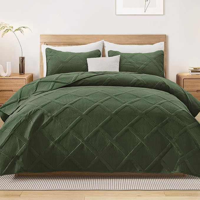 Exclusivo Mezcla Twin Size Quilt Set by ExclusivoMezcla