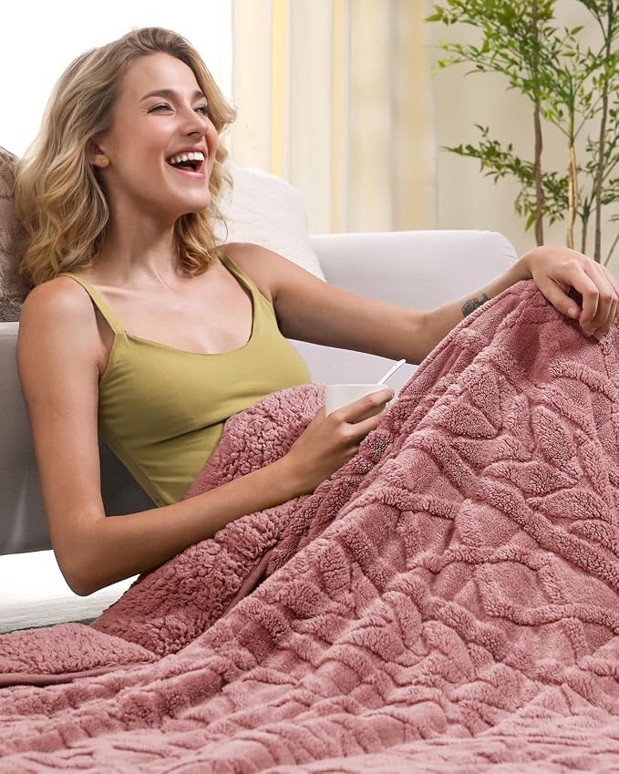 Cottonblue Jacquard Weighted Blanket 20 lbs - Image 5