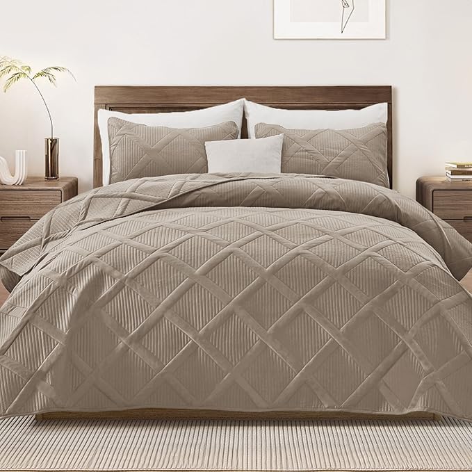 Exclusivo Mezcla King Size Quilt Set by ExclusivoMezcla