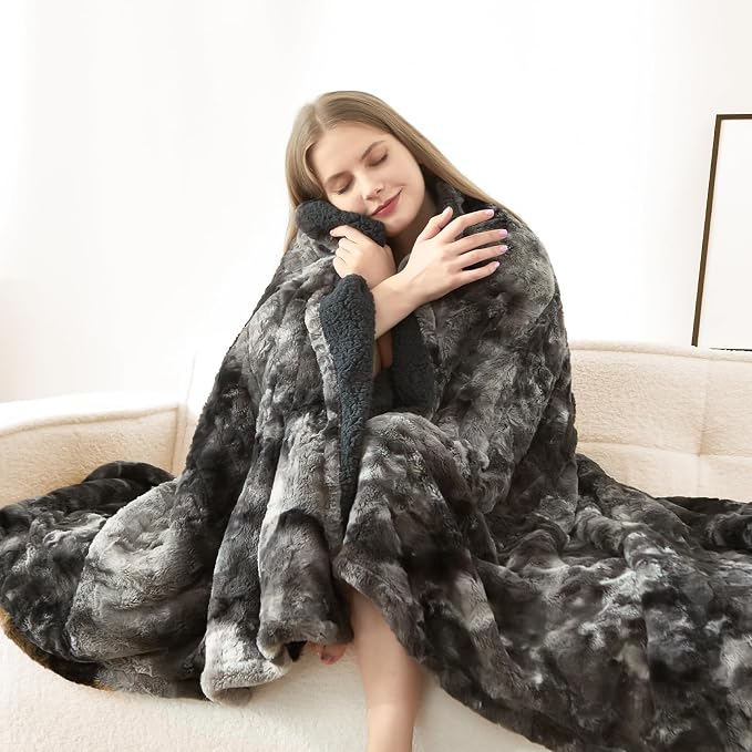 SNUGSUN Heated Throw Blanket Faux Fur & Sherpa, Safe Electric Blanket ETL & FCC by SnugSun