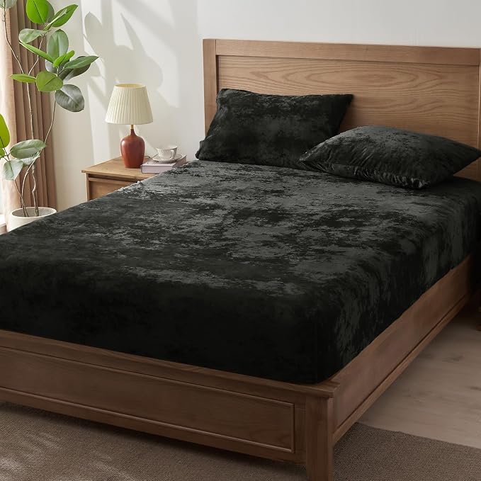 BEDELITE Velvet Fitted Sheet and Pillowcase Set, Luxury Soft Fuzzy Bottom Sheet - Image 6