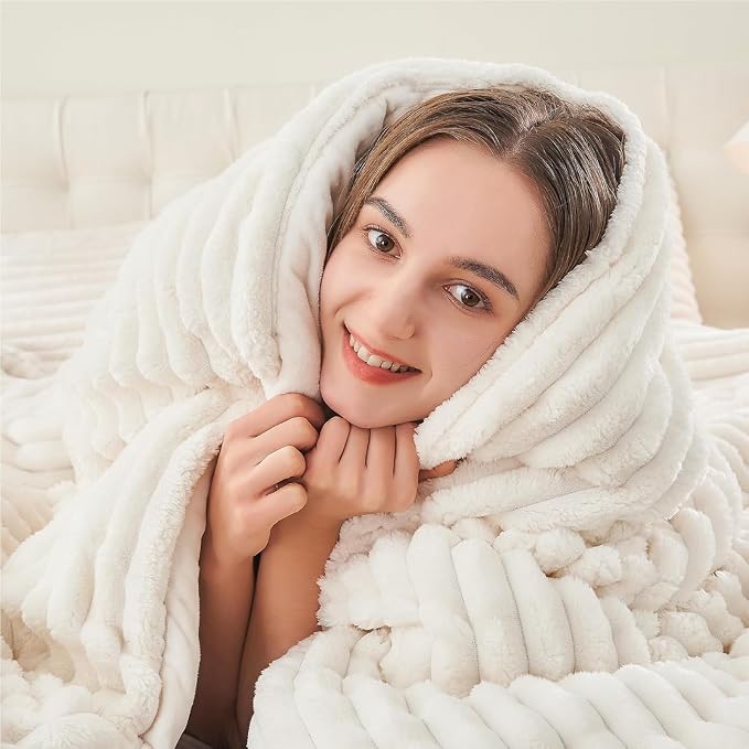BEDELITE Fleece Twin Comforter Set -Super Soft & Warm Fluffy Cream White Bedding - Image 3