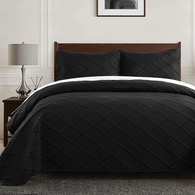 Yiran Quilt Queen Size Bedding Set Black Bedspreads Embossed Diamond Pattern by Yiran