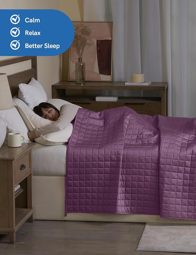 YnM Exclusive Cooling Weighted Blanket, Smallest Compartments - Image 3