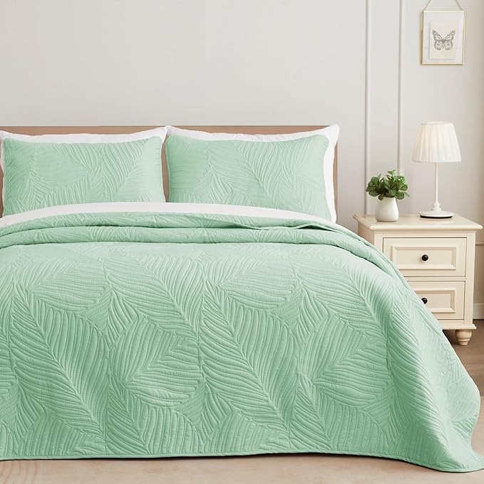Exclusivo Mezcla Twin Quilt Bedding Set, Lightweight Sage Green Quilts Twin Size by ExclusivoMezcla