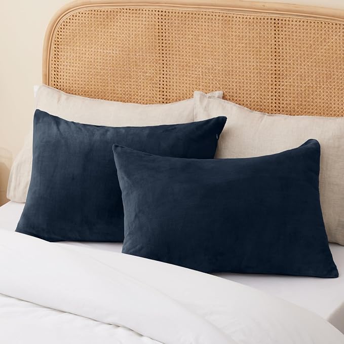 BEDELITE Flannel Pillow Cases Queen Size Set of 2, Super Soft Fleece Pillowcases - Image 7