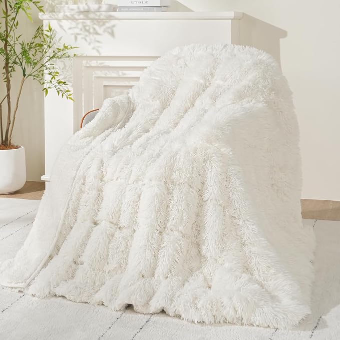 Wemore Shaggy Long Fur Faux Fur Weighted Blanket, Cozy and Fluffy Plush Sherpa - Image 8