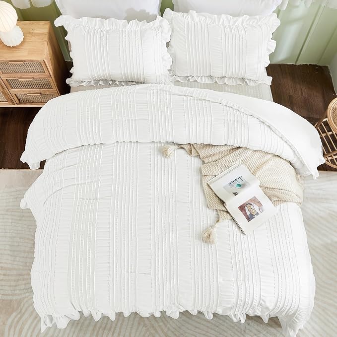 WONGS BEDDING White Queen Comforter Set, Boho Ruffle Comforter - Image 4