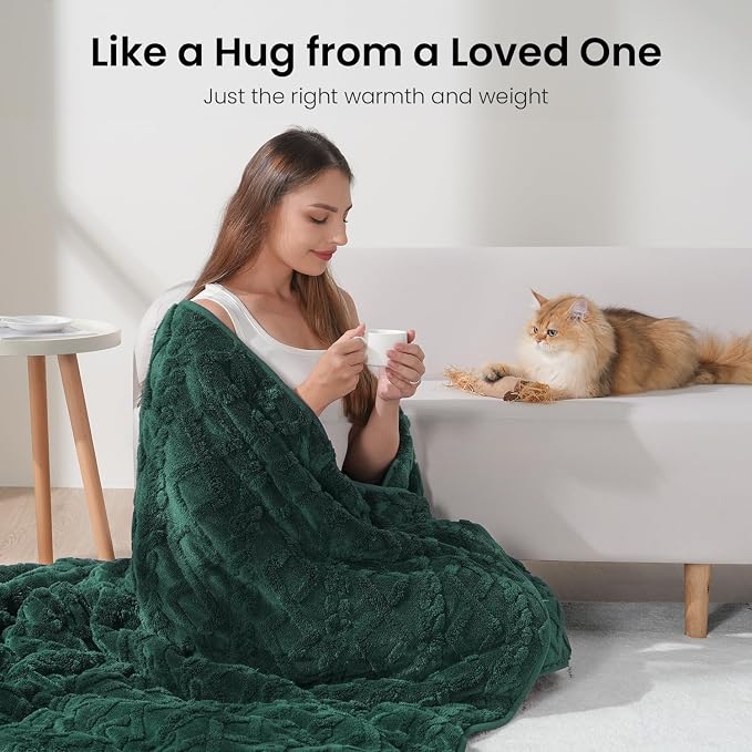Drewin Weighted Blanket for Adults Queen Size 15 lbs, Soft Fuzzy Jacquard - Image 4