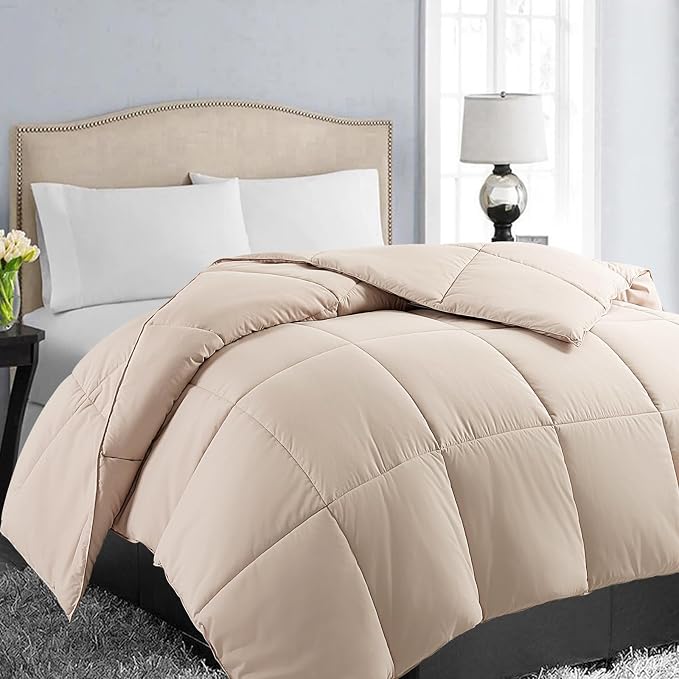 EASELAND Twin XL Down Alternative Comforter by EASELAND