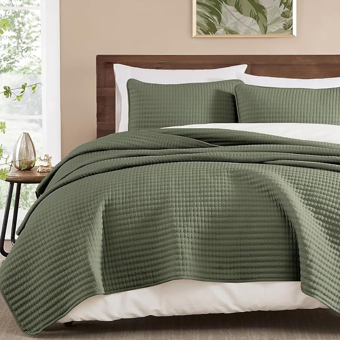 WRENSONGE King Size Quilt-3 Pieces Lightweight Bedspreads Olive Green King by WRENSONGE