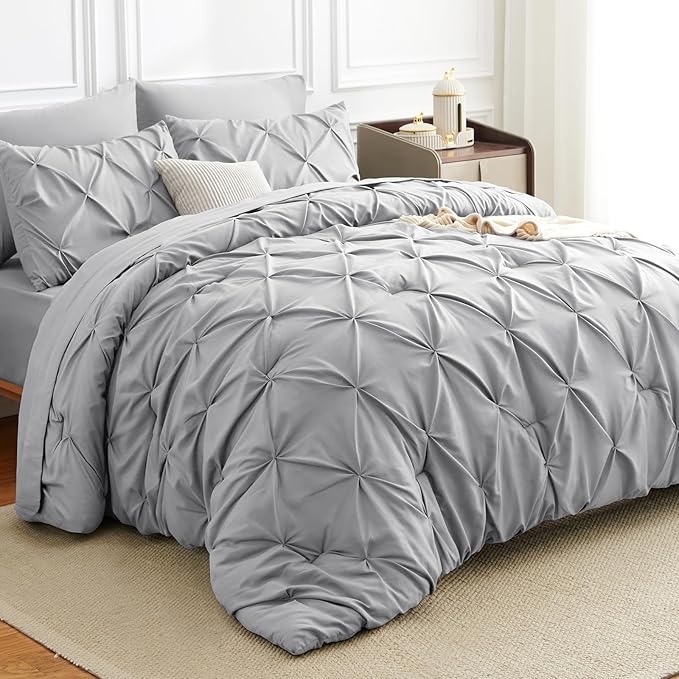 HIMEET Pintuck Bed in a Bag, 7 Pieces Full Size Comforter Set Light Grey by Unknown