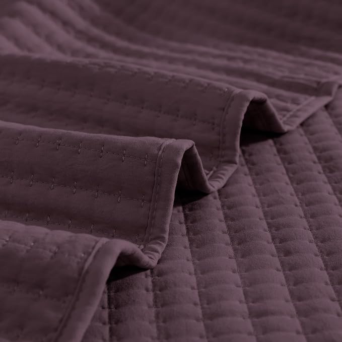WRENSONGE Queen Quilt-3 Pieces Lightweight Bedspreads Italian Plum Queen Size - Image 6
