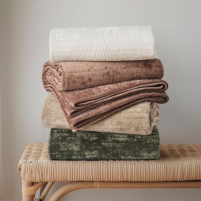 EVERGRACE Velvet Quilt Set King Size, Luxurious Soft Striped Channel Bedding Set - Image 7